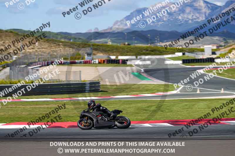 Circuito de Navarra;Spain;event digital images;motorbikes;no limits;peter wileman photography;trackday;trackday digital images